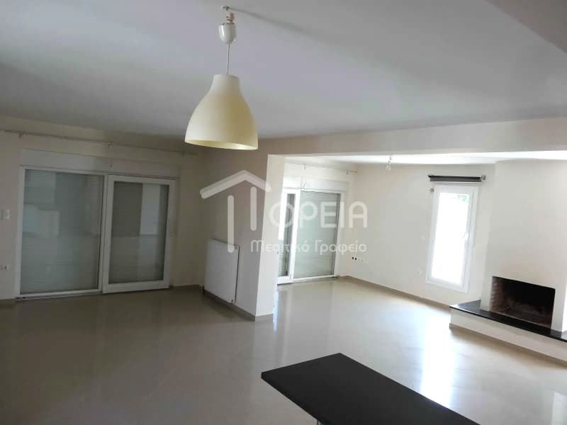 Apartment in Lofos Kselaftaki, Kalivia Thorikou — Photo 3 of 17