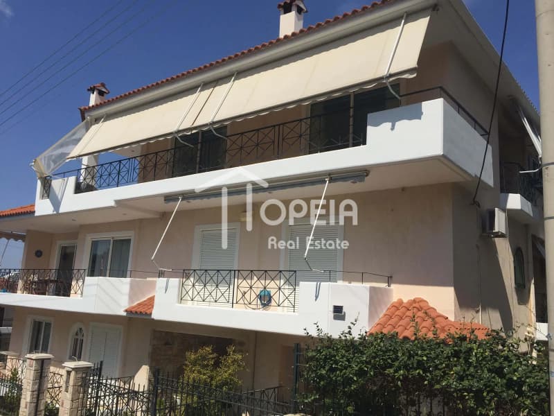 House in Astinomika, Ilioupoli — Photo 1 of 19
