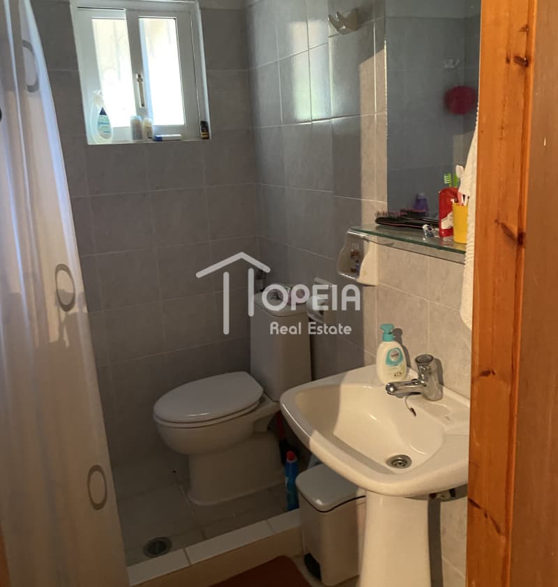 House in Galazia akti, Kalivia Thorikou — Photo 6 of 9