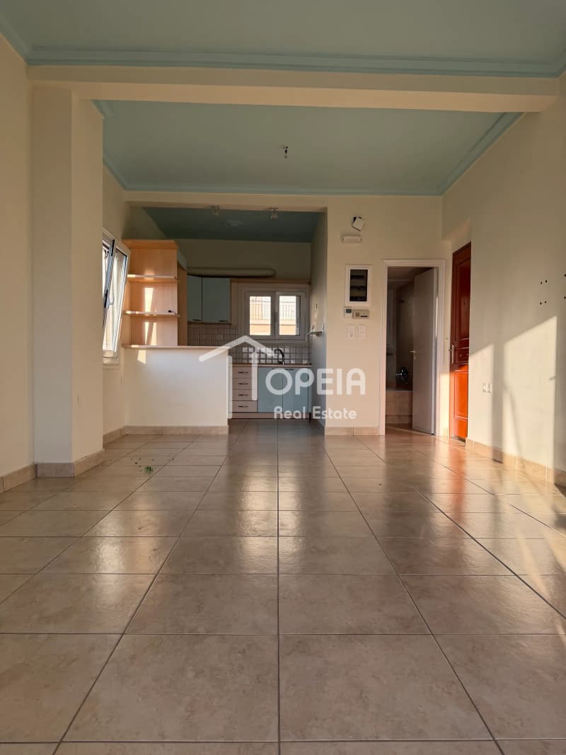 Διαμέρισμα στην Καρέας, Βύρωνας — Φωτογραφία 1 από 10