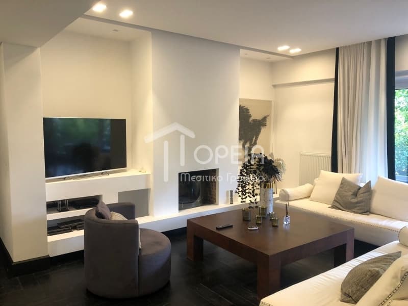 Apartment in Evryali, Voula — Photo 2 of 17