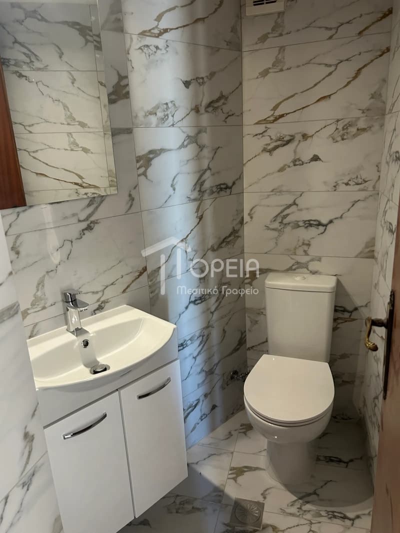 Apartment in Pigadakia, Vouliagmeni — Photo 4 of 11