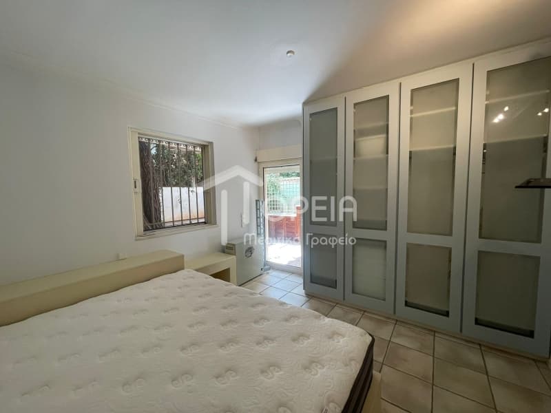 Apartment in Center, Vouliagmeni — Photo 8 of 26