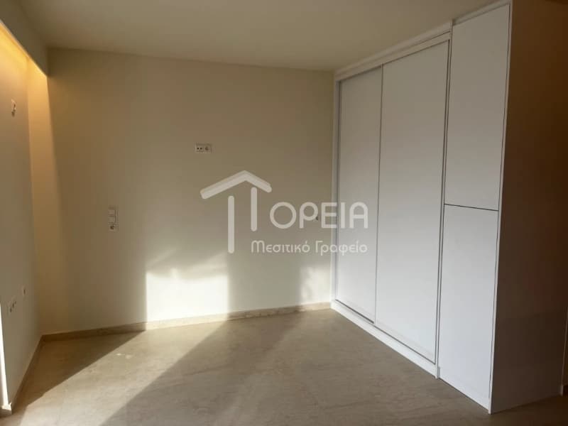 Apartment in Center, Vouliagmeni — Photo 5 of 12