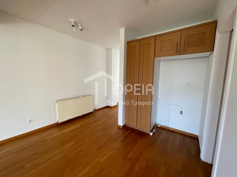 Apartment in Evryali, Voula — Photo 9 of 30