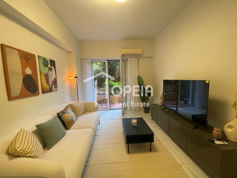 Apartment in Pirnari, Glyfada — Photo 1 of 27