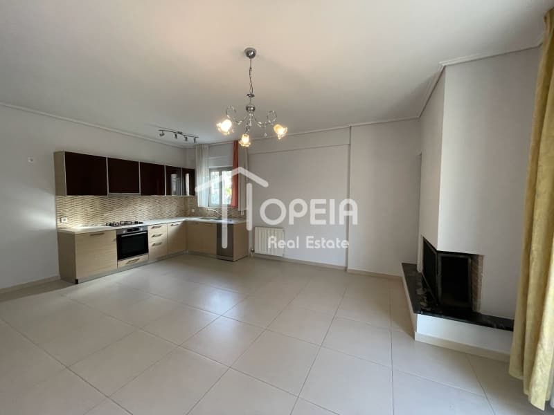 Apartment in Pirnari, Glyfada — Photo 1 of 22