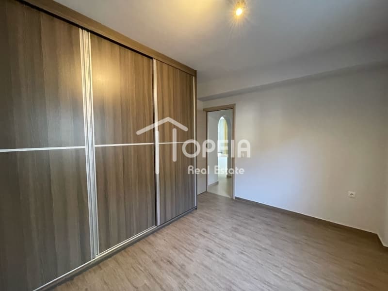Apartment in Pirnari, Glyfada — Photo 3 of 22