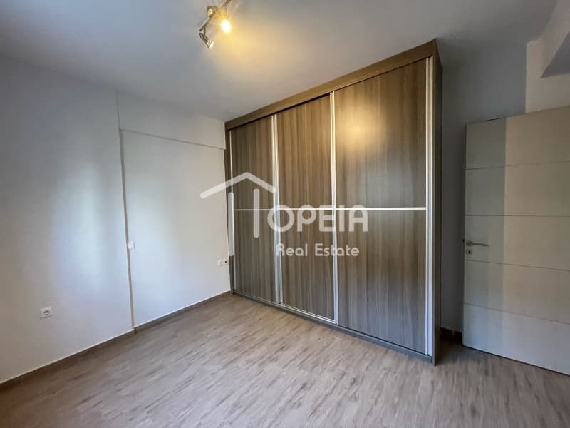 Apartment in Pirnari, Glyfada — Photo 10 of 22