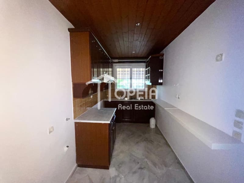 Apartment in Pigadakia, Vouliagmeni — Photo 22 of 23