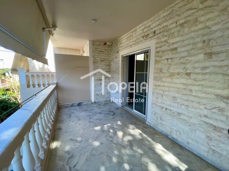 Apartment in Pigadakia, Vouliagmeni — Photo 2 of 23