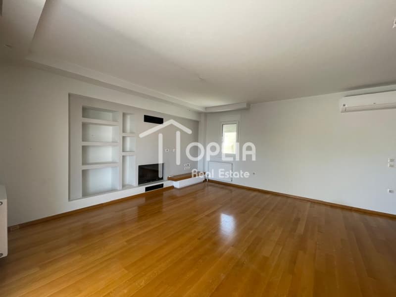 Apartment in Evryali, Voula — Photo 23 of 27