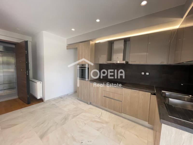 Apartment in Evryali, Voula — Photo 24 of 27