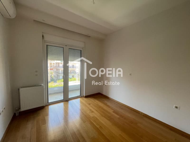Apartment in Evryali, Voula — Photo 15 of 27