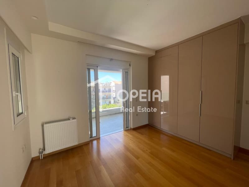 Apartment in Evryali, Voula — Photo 17 of 27