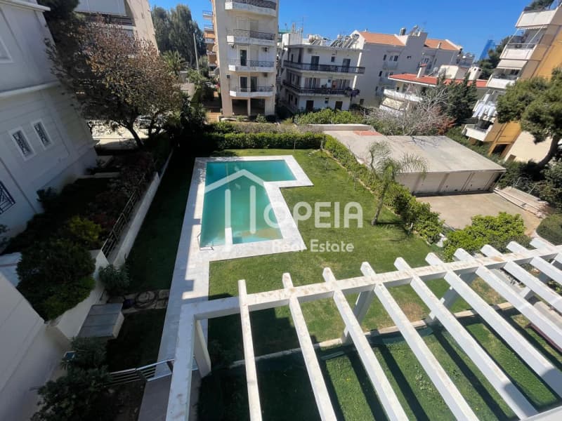 Apartment in Evryali, Voula — Photo 1 of 27