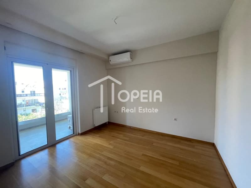 Apartment in Evryali, Voula — Photo 19 of 27