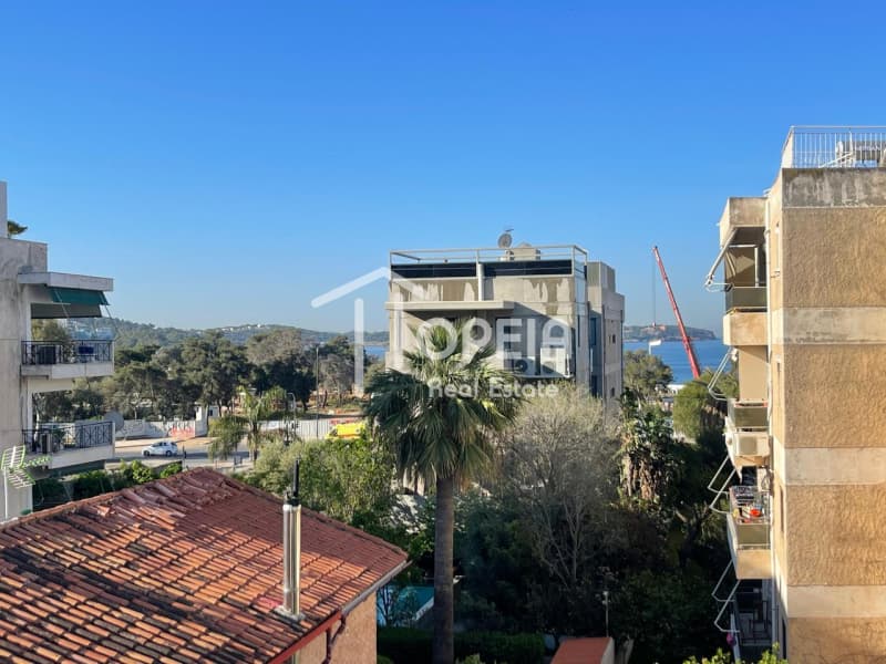 Apartment in Pigadakia, Vouliagmeni — Photo 1 of 17