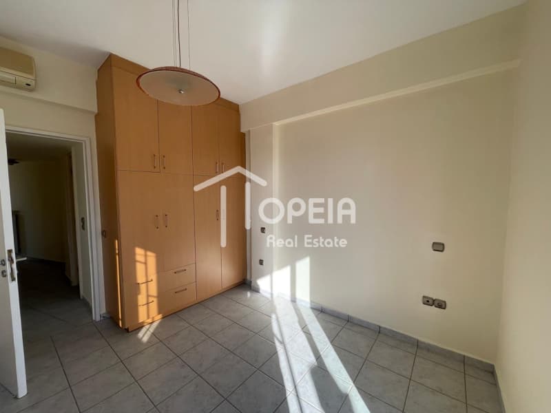 Apartment in Pigadakia, Vouliagmeni — Photo 13 of 17