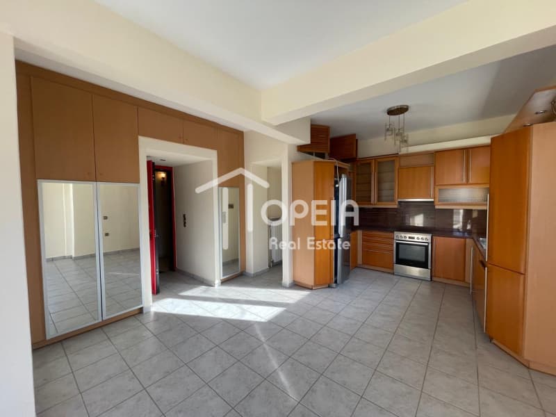 Apartment in Pigadakia, Vouliagmeni — Photo 8 of 17
