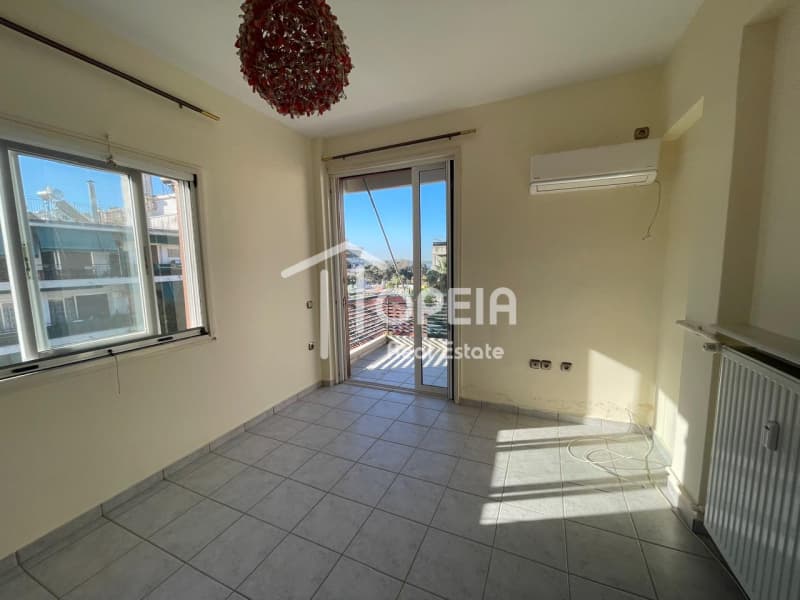 Apartment in Pigadakia, Vouliagmeni — Photo 15 of 17
