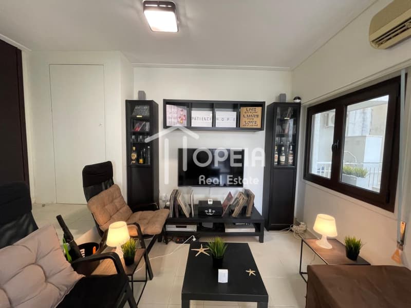 Apartment in Pirnari, Glyfada — Photo 1 of 30