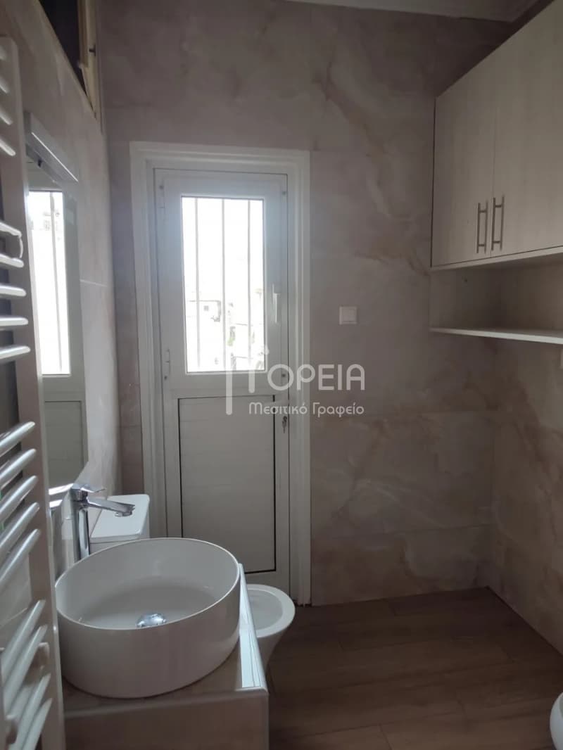 Apartment in Ano Elliniko, Elliniko — Photo 11 of 23
