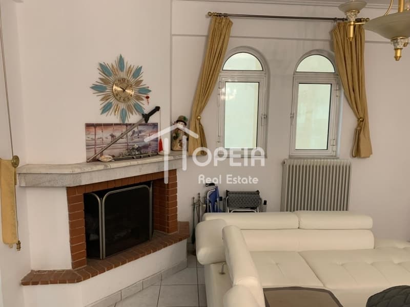 Apartment in Terpsithea, Glyfada — Photo 1 of 30