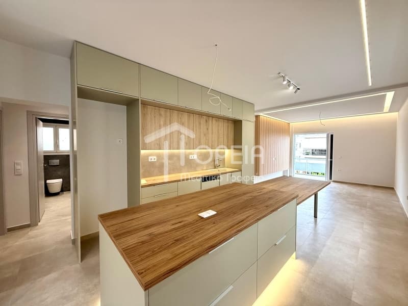 Apartment in Terpsithea, Glyfada — Photo 1 of 10