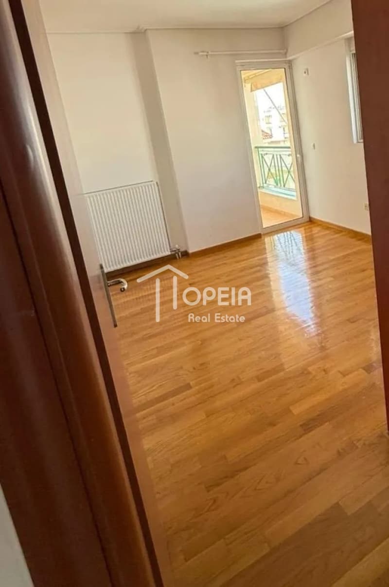 Apartment in Ano Elliniko, Elliniko — Photo 18 of 21
