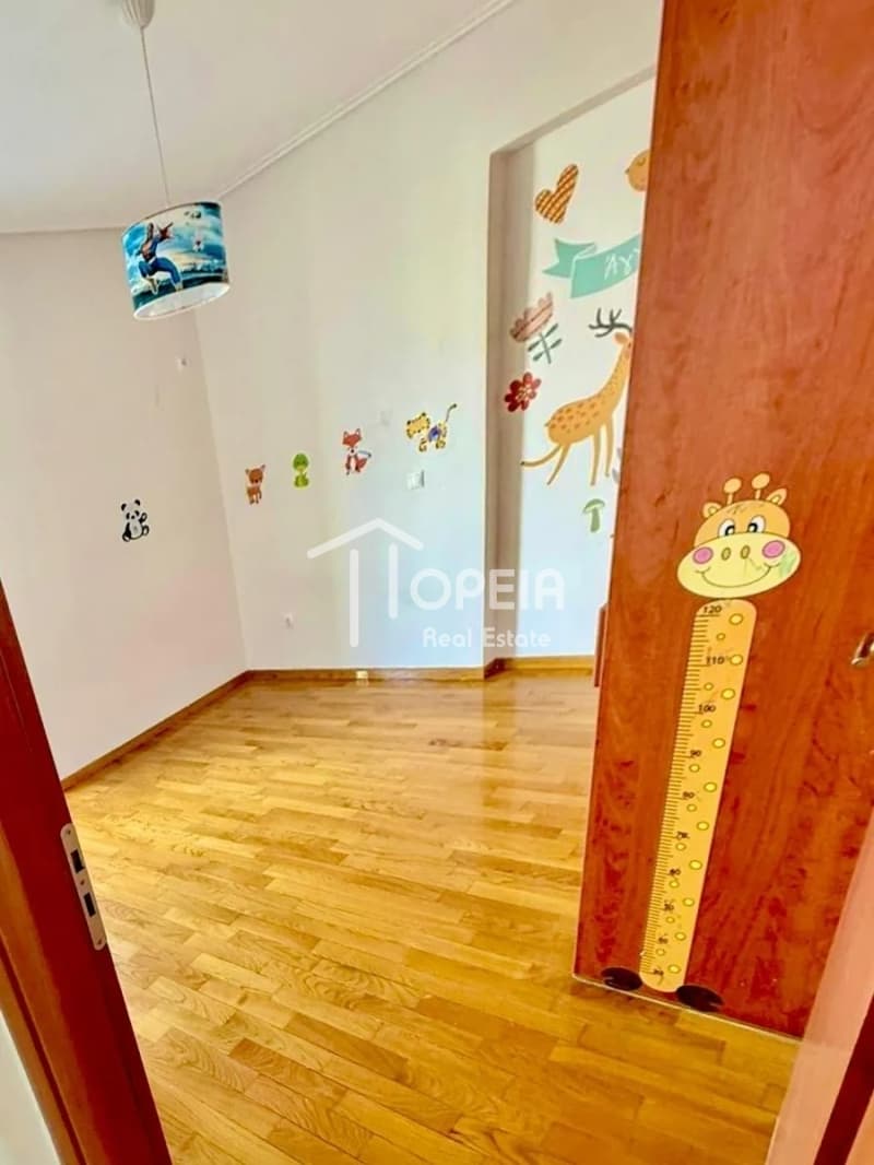 Apartment in Ano Elliniko, Elliniko — Photo 15 of 21