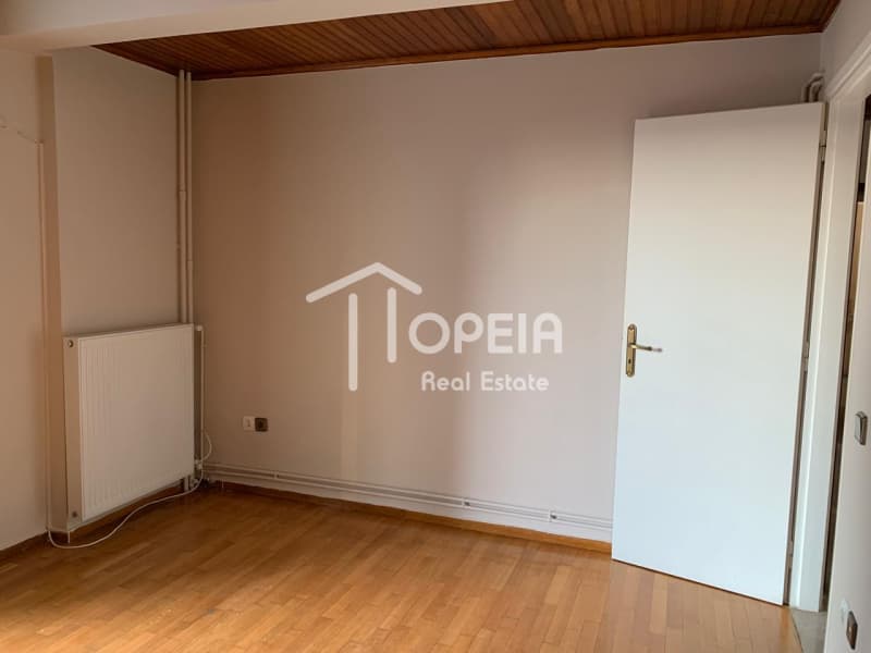Apartment in Center, Argyroupoli — Photo 15 of 19