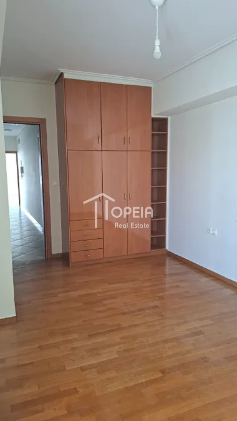 Διαμέρισμα στην Κάτω Γλυφάδα, Γλυφάδα — Φωτογραφία 8 από 17