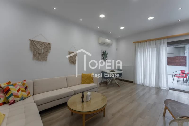 Apartment in Glyfada - center, Glyfada — Photo 1 of 28