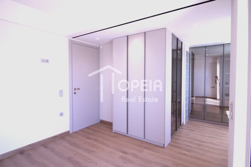 House in Pirnari, Glyfada — Photo 12 of 29