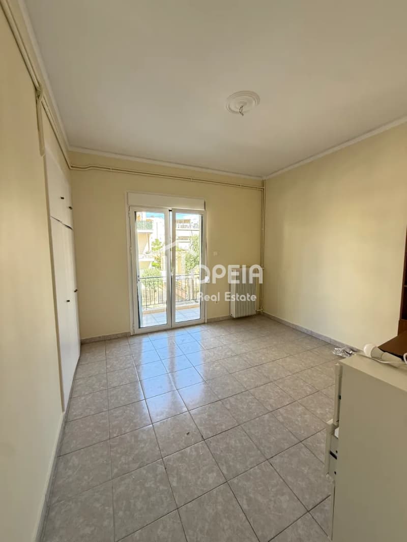 Apartment in Panionia, Glyfada — Photo 2 of 15