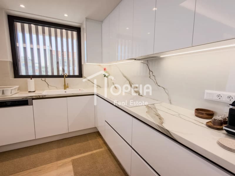 Apartment in Pirnari, Glyfada — Photo 16 of 28
