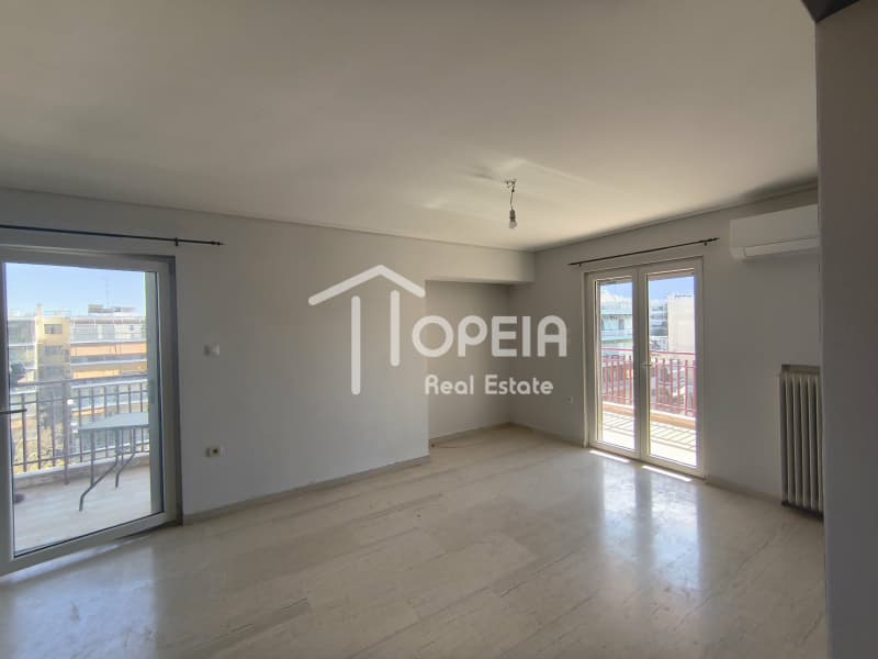 Apartment in Agia Kiriaki, Palaio Faliro — Photo 1 of 16