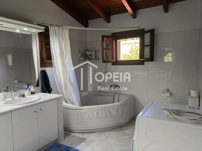 House in Porto Rafti, Vravrona — Photo 10 of 16