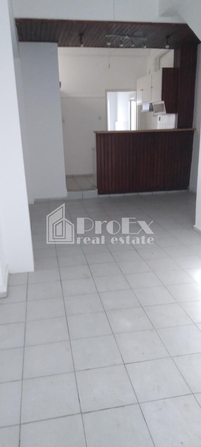 Apartment in Eleftheroupoli, Nea Ionia — Photo 2 of 13