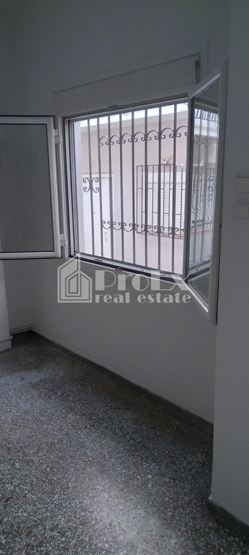 Apartment in Eleftheroupoli, Nea Ionia — Photo 12 of 13