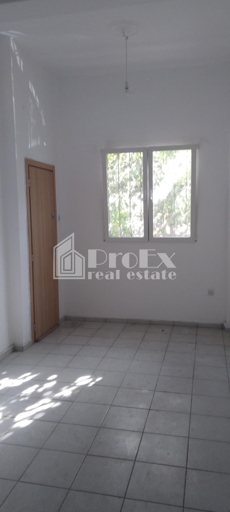 Apartment in Eleftheroupoli, Nea Ionia — Photo 1 of 13