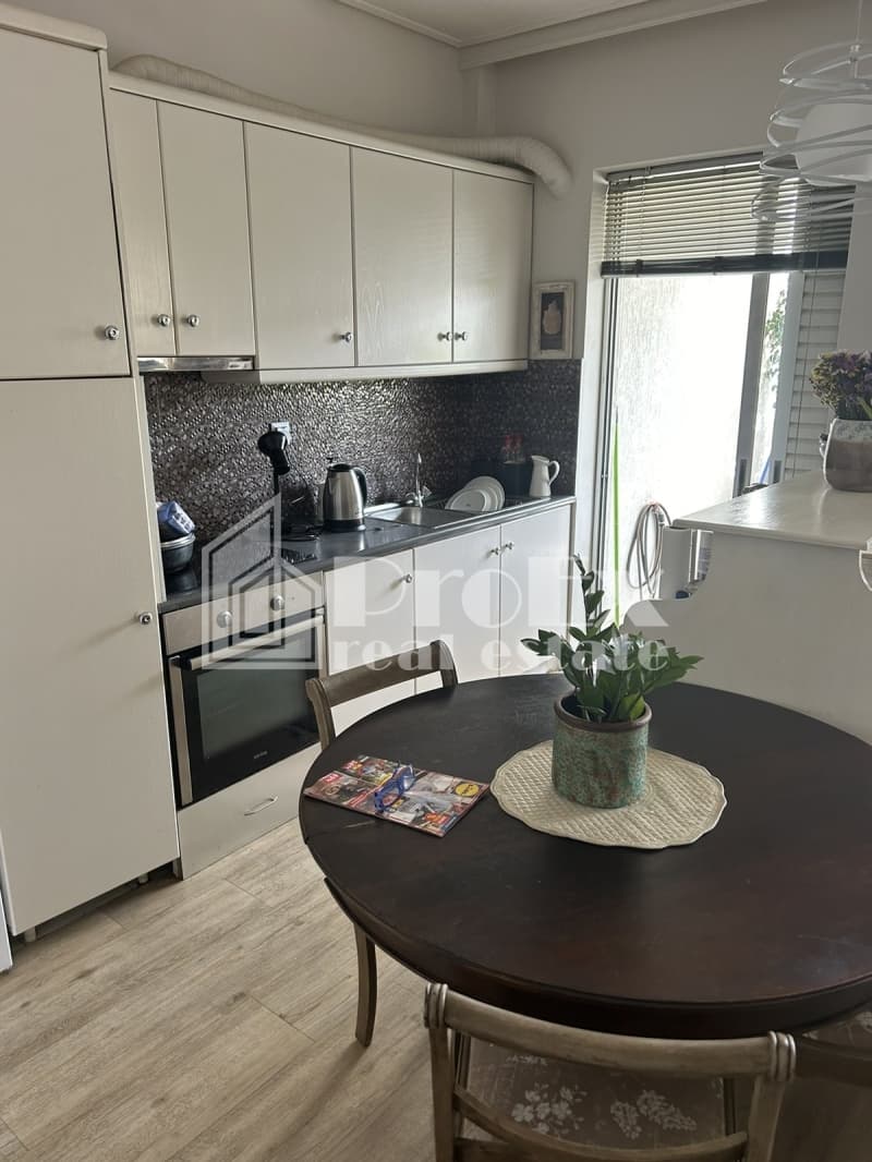 Apartment in Saframpoli, Nea Ionia — Photo 3 of 12