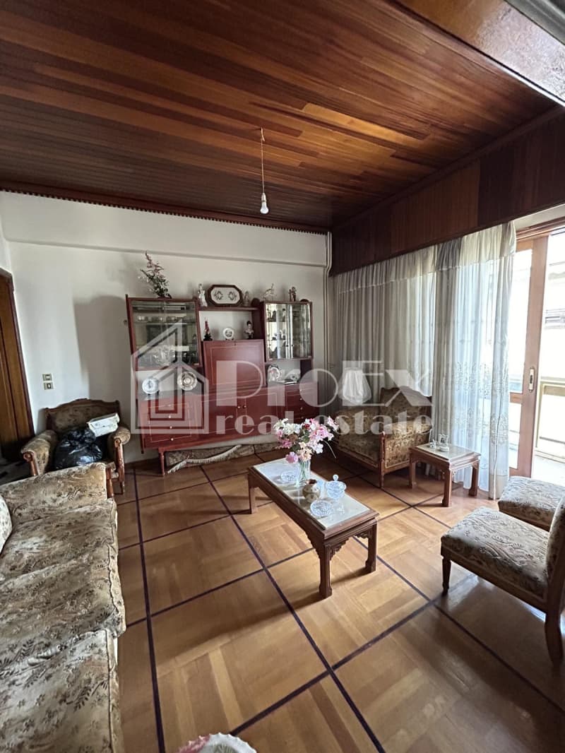 Apartment in Politeknon, Ilion — Photo 1 of 8