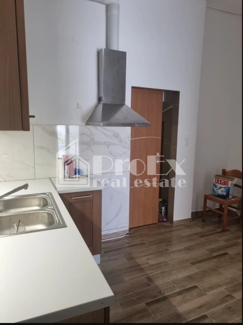 Διαμέρισμα στην Νταμαράκια, Αιγάλεω — Φωτογραφία 1 από 19