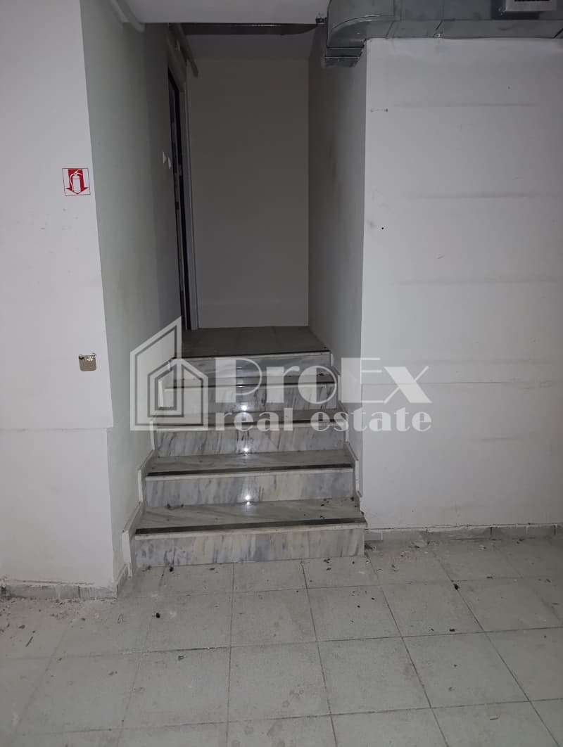Κατάστημα στην Κηπούπολη, Πετρούπολη — Φωτογραφία 15 από 25