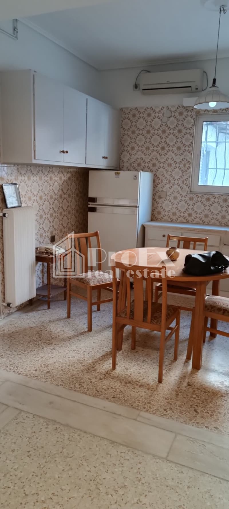 Apartment in Eleftheroupoli, Nea Ionia — Photo 1 of 19