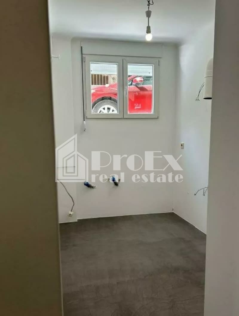 Apartment in Kipseli, Kipseli — Photo 10 of 12