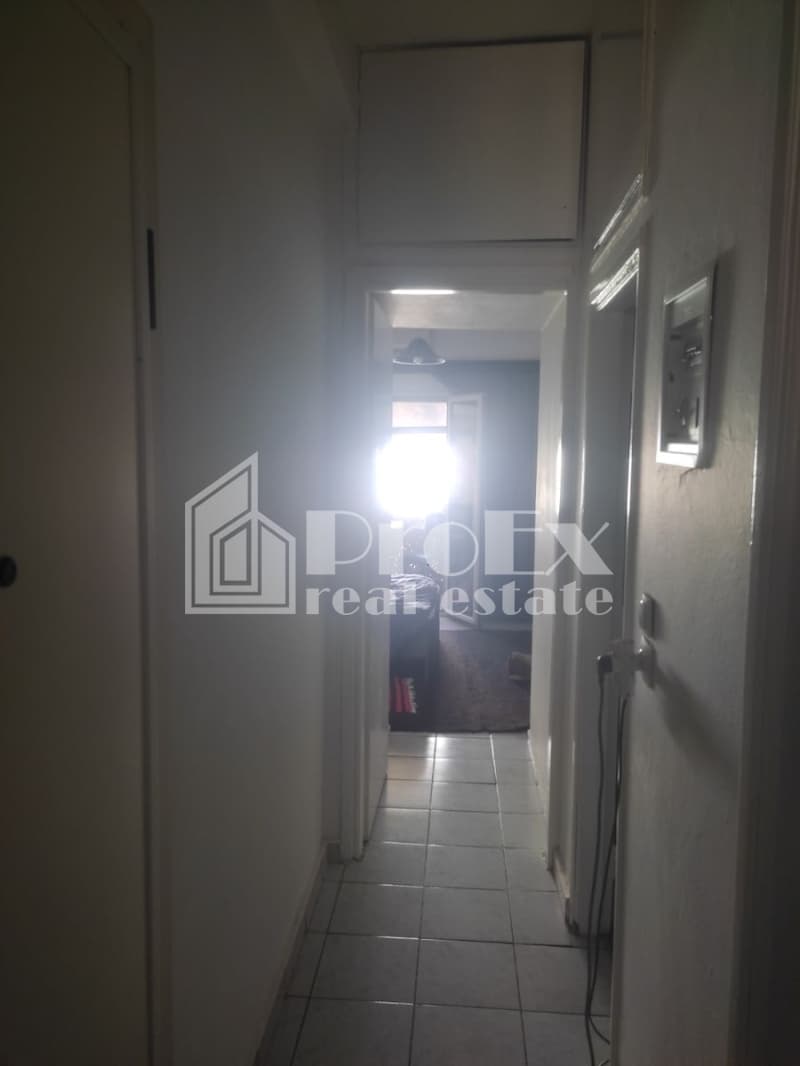 Apartment in Zoodoxos Pigi, Peristeri — Photo 10 of 18