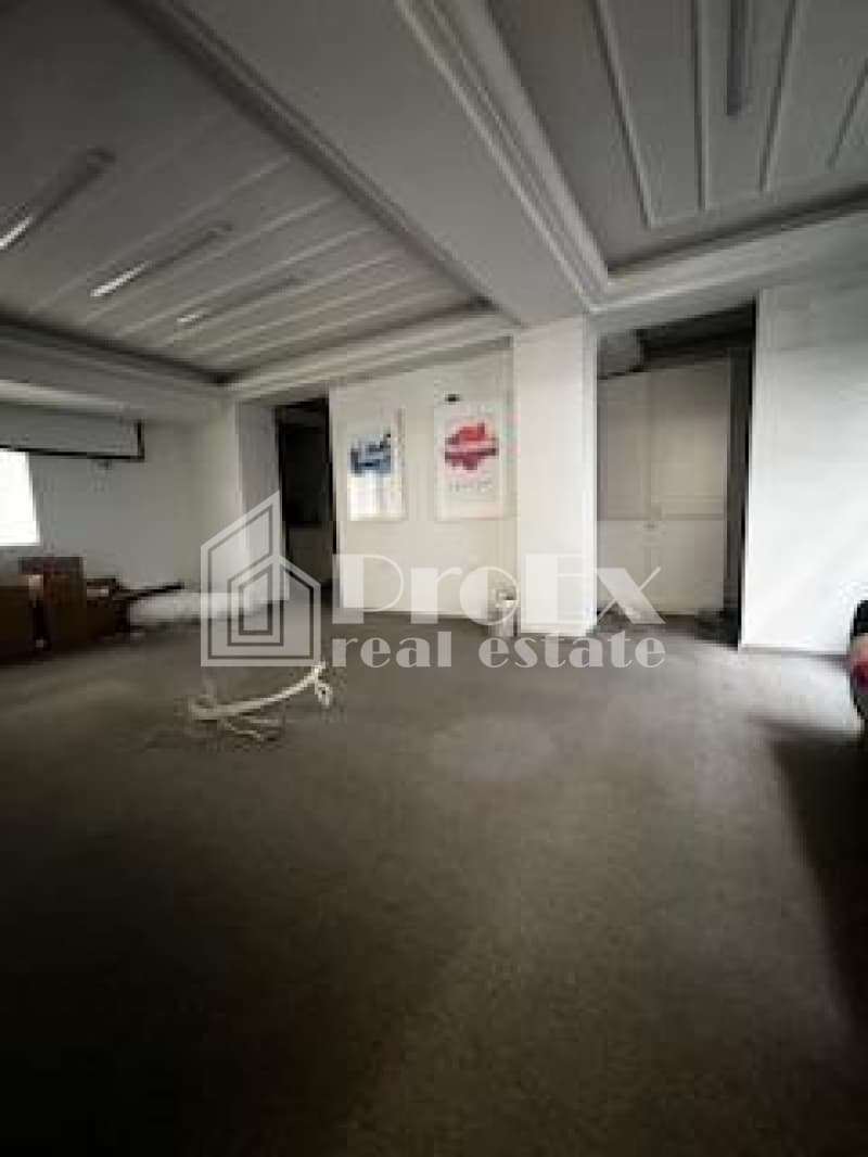 Κατάστημα στην Πανεπιστημιούπολη, Κέντρο — Φωτογραφία 9 από 10
